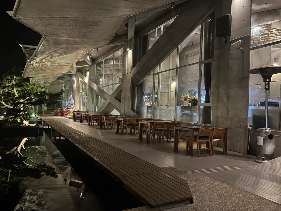 華山觀止｜一泊二食、半露天陽台獨享絕佳景緻