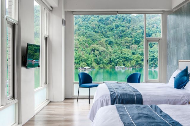 Sun Moon Lake Shui Yang-Superior Quadruple Room with Lake View-202,302,502,603-11