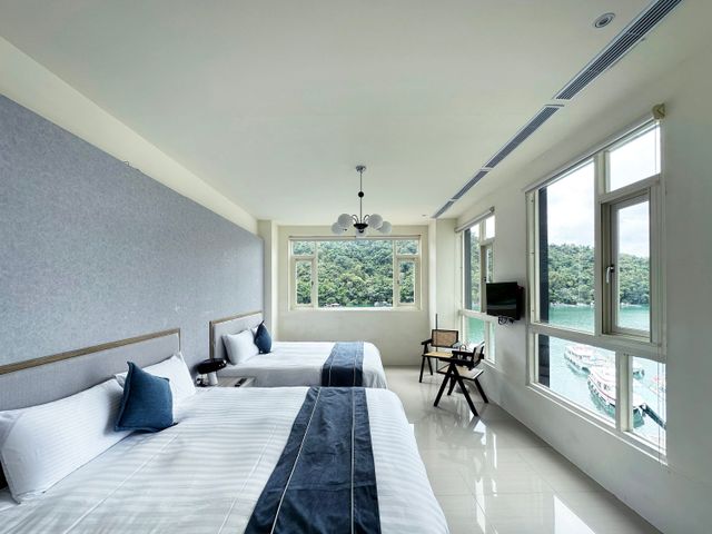 Sun Moon Lake Shui Yang-Superior Quadruple Room with Lake View-202,302,502,603-13