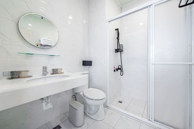 Sun Moon Lake Shui Yang-Deluxe Quadruple Room with Full Lake View-303,304,503,504,702-14