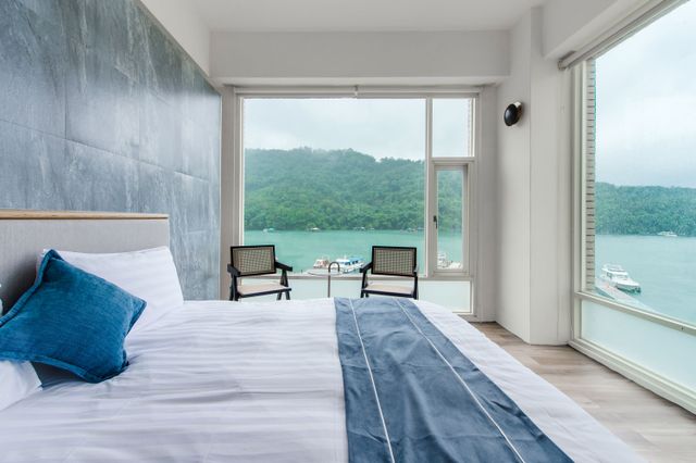 Sun Moon Lake Shui Yang-Deluxe Quadruple Room with Full Lake View-303,304,503,504,702-1