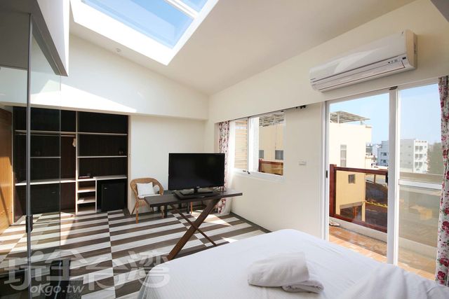 Malibu Seaview-Malibu Double Room (no skylight)-6