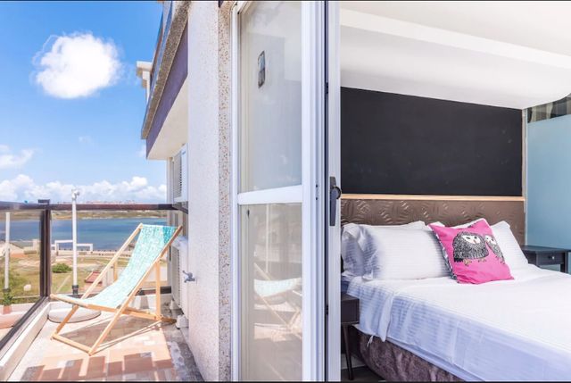 Malibu Seaview-Malibu Double Room (no skylight)-1