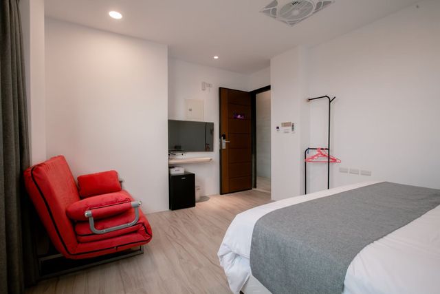 Polaris Homestay-Two person private balcony-7