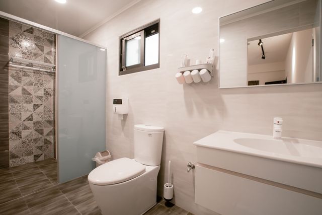 Polaris Homestay-Combined quadruple room-8
