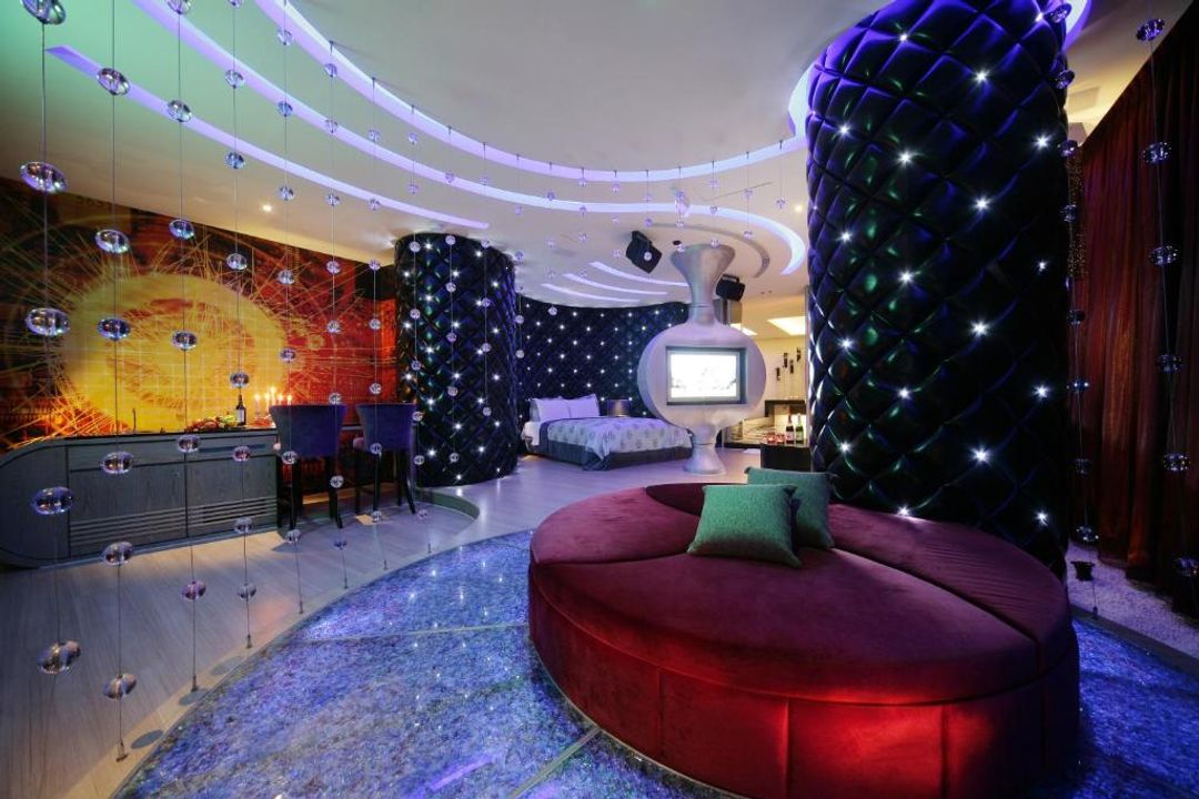 Dubai Villa Hotel