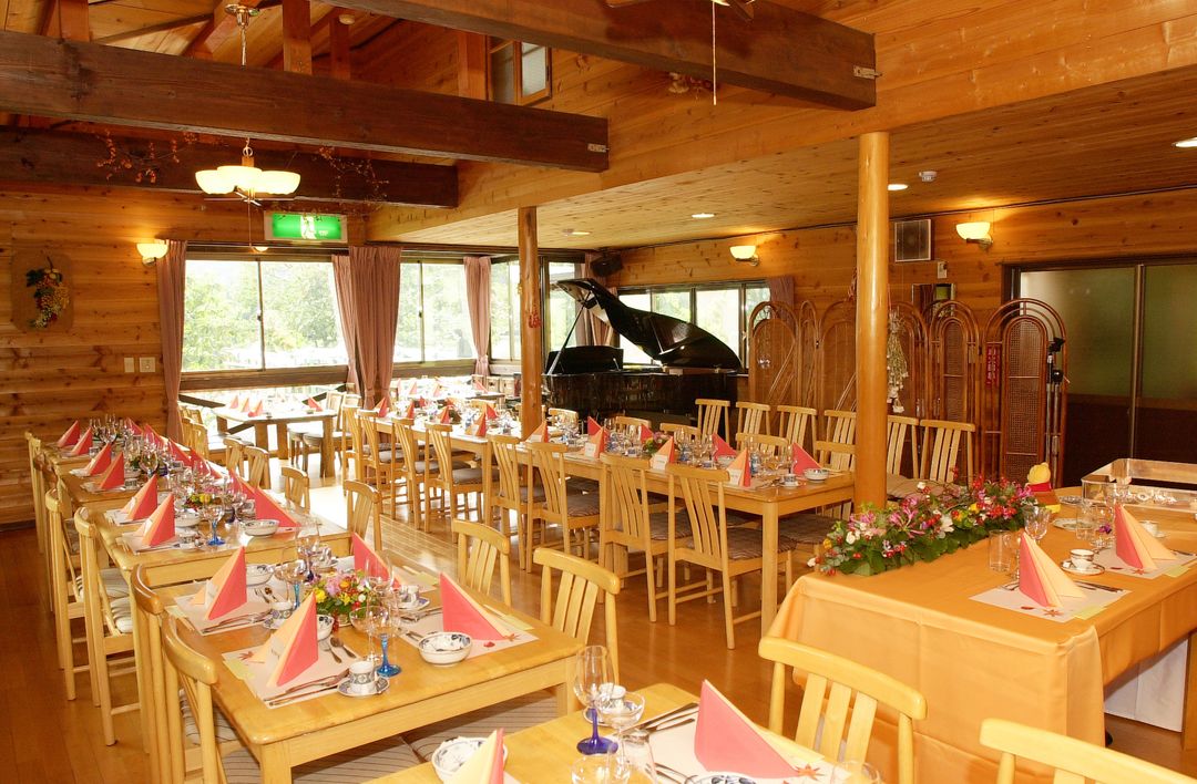 Soratobu Usagi Hotel ｜A Japanese-style hut next to Myoko Suginohara Ski Resort.