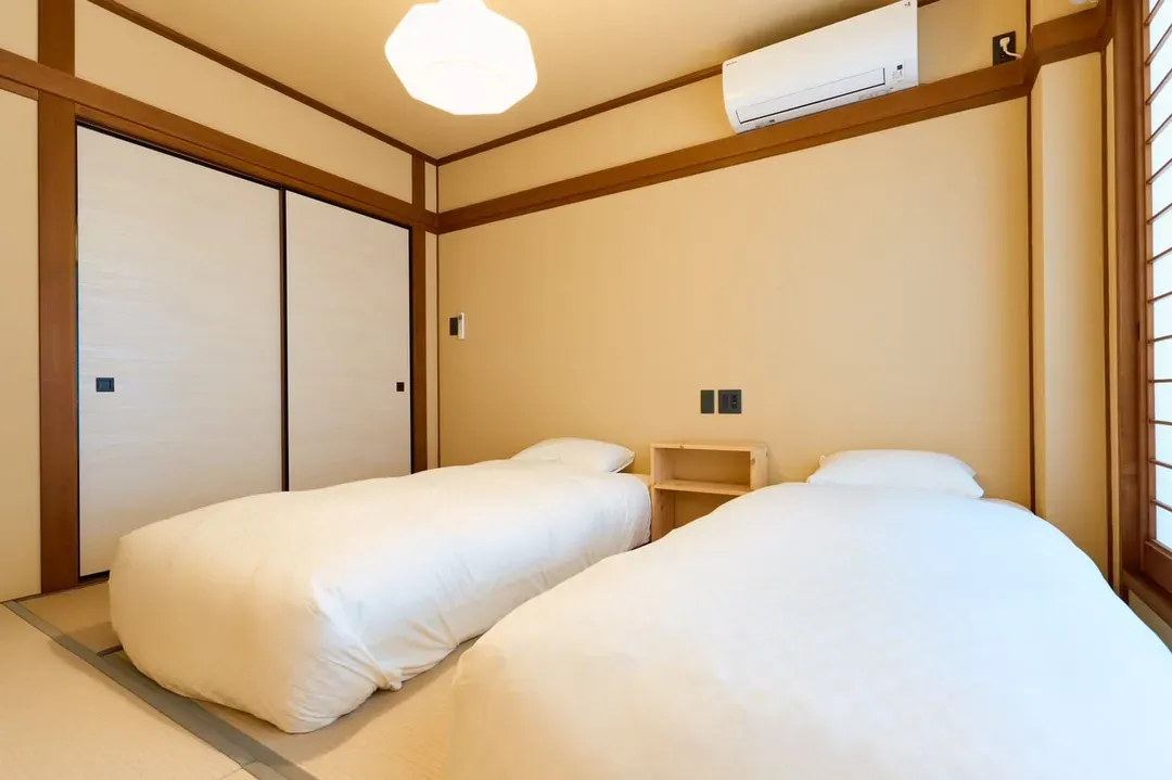 今昔荘 大阪 天保山 － 生洲・高灯笼 －