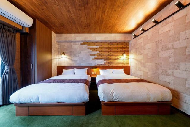 RESI STAY BRiX-Theater Room-4