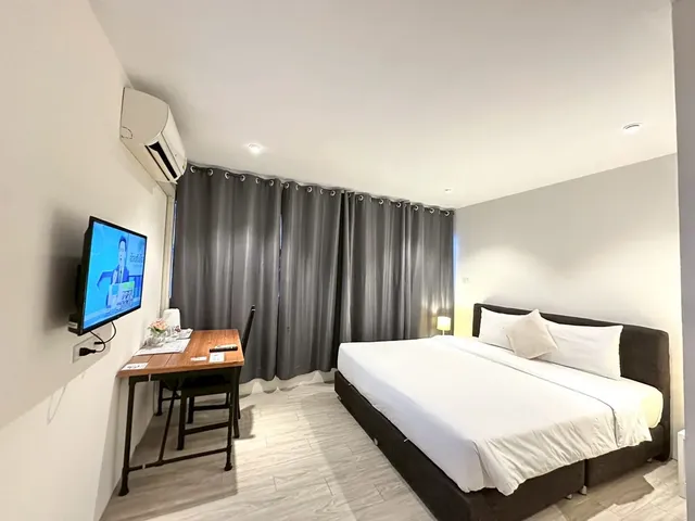 Studio F Sukhumvit-BUDGET DOUBLE ROOM-1