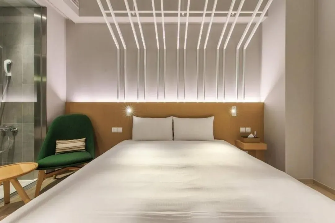 HOTEL PIN