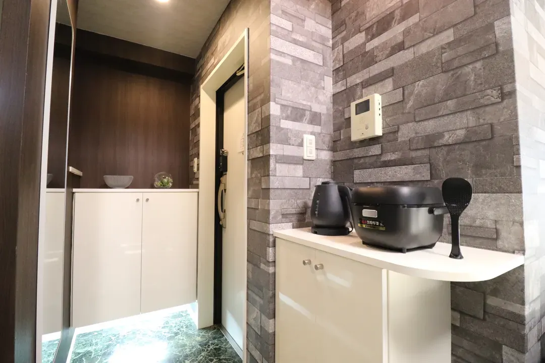 心齋橋旅居｜長堀橋站步行5分＊難波、道頓堀步行即達＊提供Wi-Fi＊設備齊全＊設計感客房