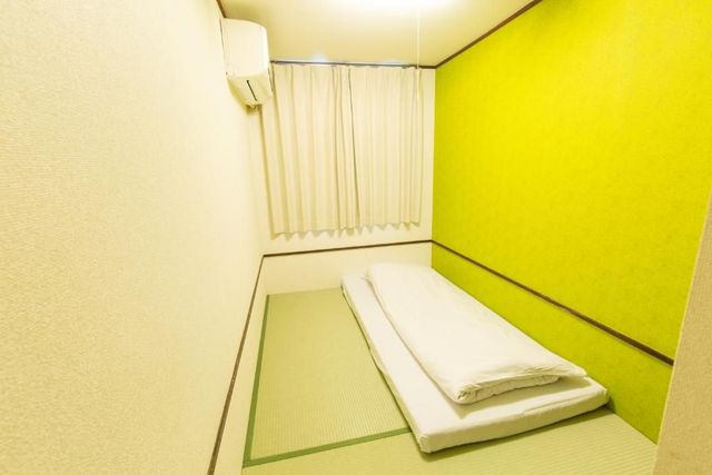 Backpackers Hotel Toyo-Single Room With A/C-3