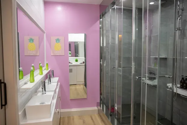 Calistar Hotel-Shared Dormitory, Women only (2 Beds)-12