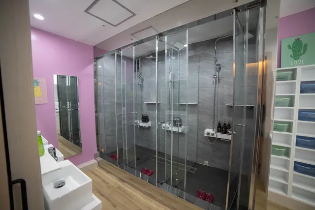 Calistar Hotel-Shared Dormitory, Women only (4 Beds)-14