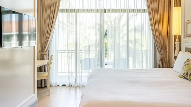 U Sathorn Bangkok - SHA Extra Plus-Deluxe Garden Room (Room with breakfast)-1
