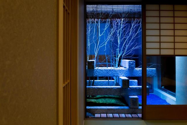 Tsubo-niwa, the spot garden.