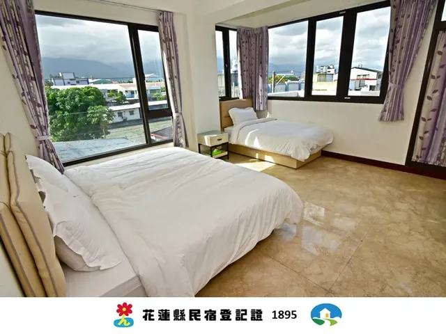 喜悅民宿 | 12-18人花蓮Villa包棟 | 海景&電梯＆大空間-三人房-1