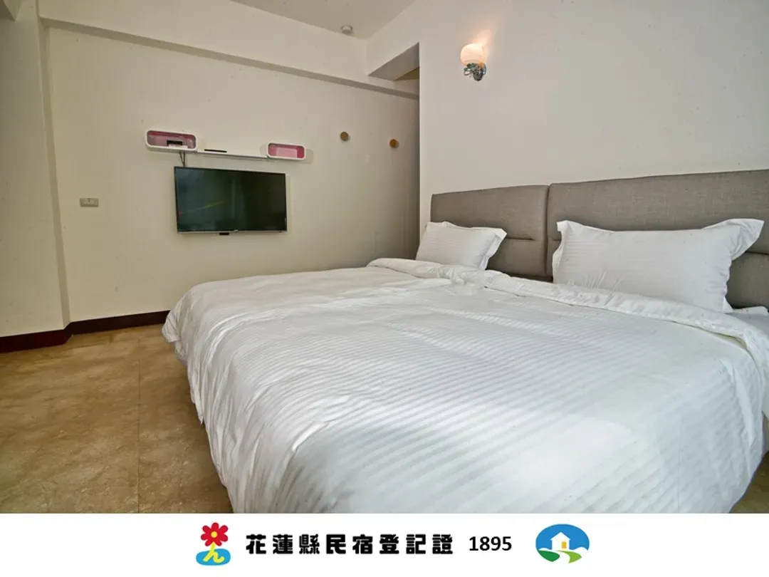 JOYFUL B&B