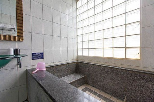 青池人文溫泉旅館｜近礁溪車站 ｜寵物友善-家庭房-6