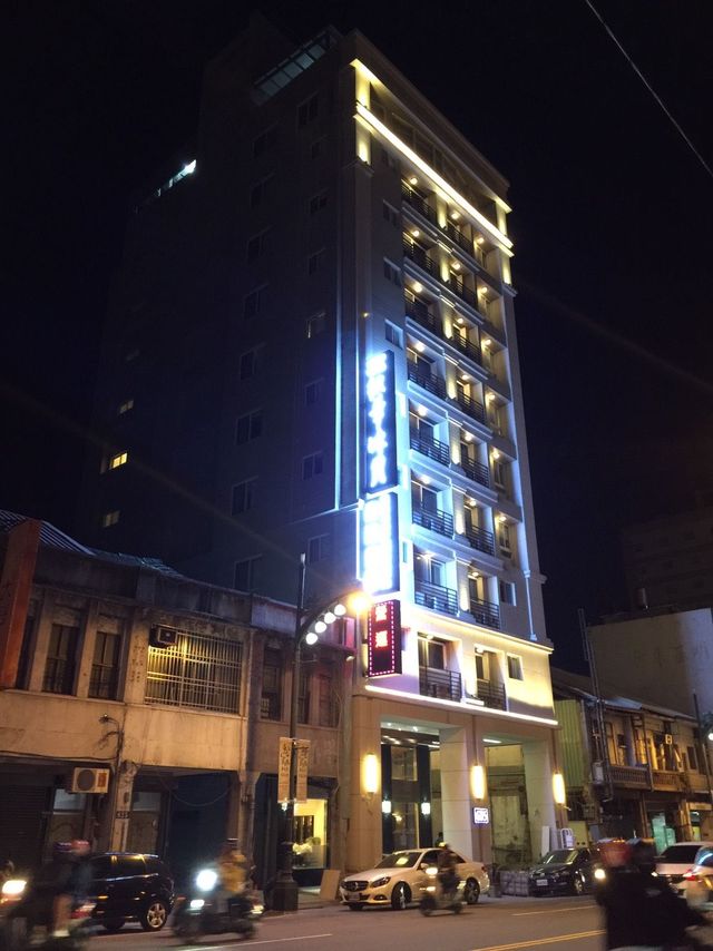 楓華沐月台灣大道行館-標準雙人房-5