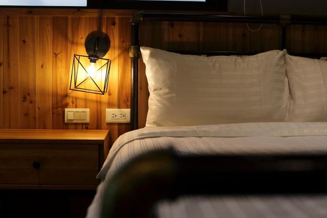 Shi Guang BnB-Simple Industrial Style Quadruple Room-2F-2