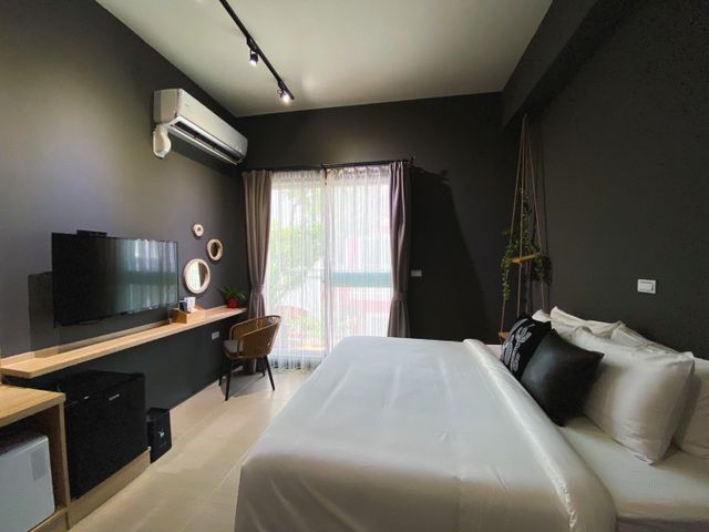 Ho Hostel-Double Room with Balcony-8