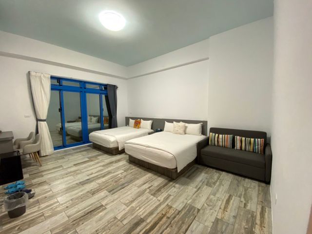 Memories-Quad Room with Sea View-2