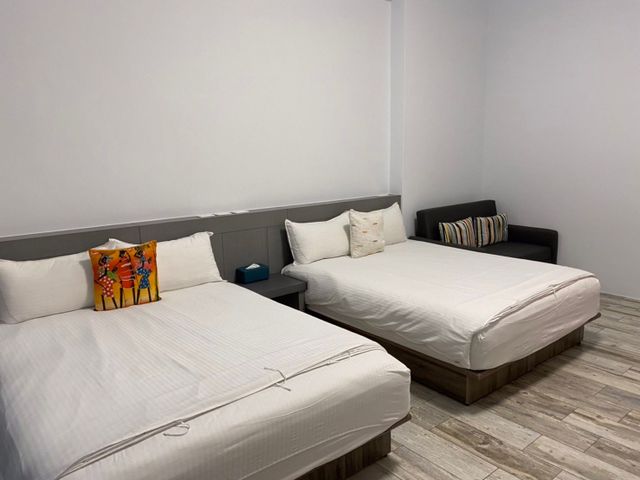 Memories-Quad Room with Sea View-1