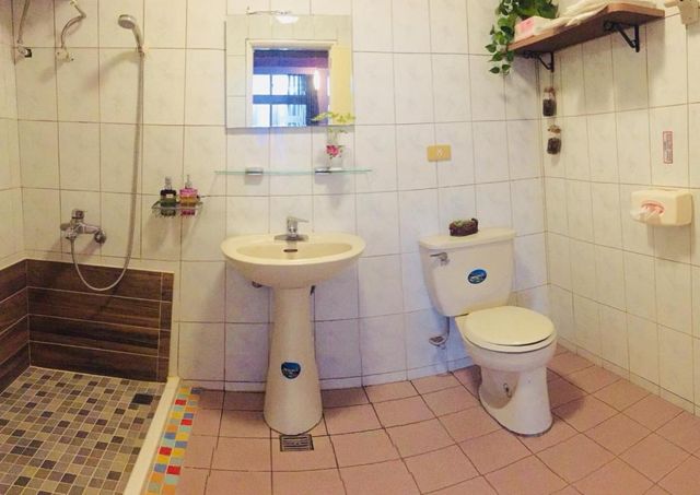 Third Floor homestay-Standard Family Room-10