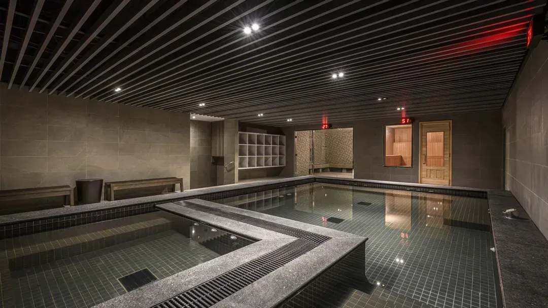【High Speed Rail Holiday】 2-Day Free Trip to Lakeshore Hotel Tainan