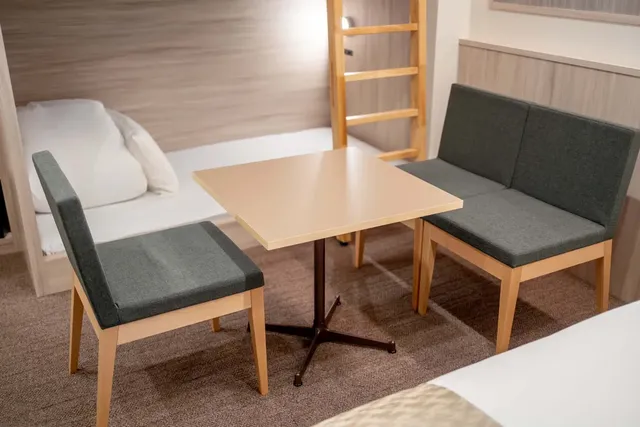 RESI STAY KUON-Bunk Quad-9