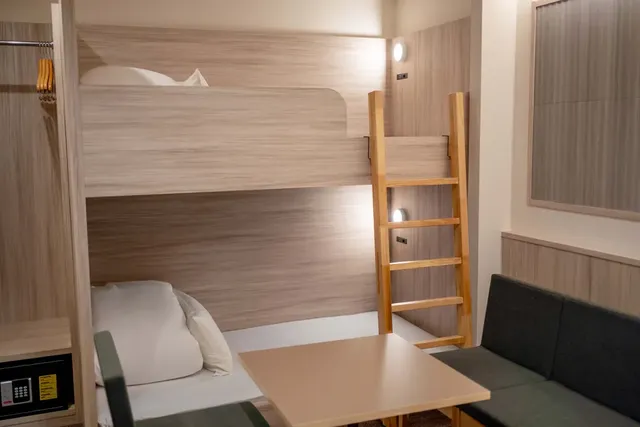 RESI STAY KUON-Bunk Quad-10