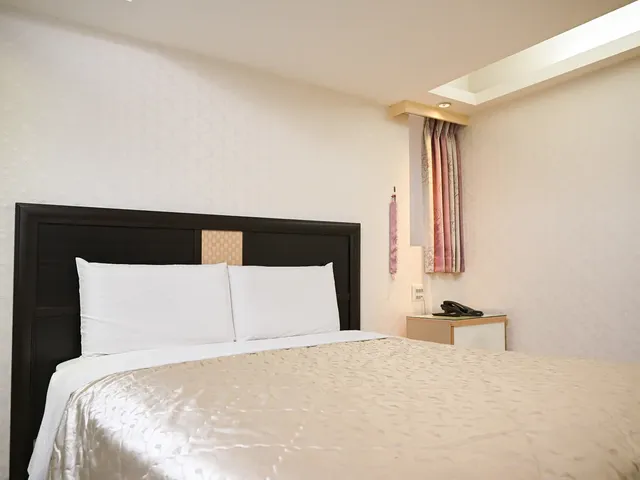 Guide Hotel Taoyuan Fuxing-Standard Double Room-4