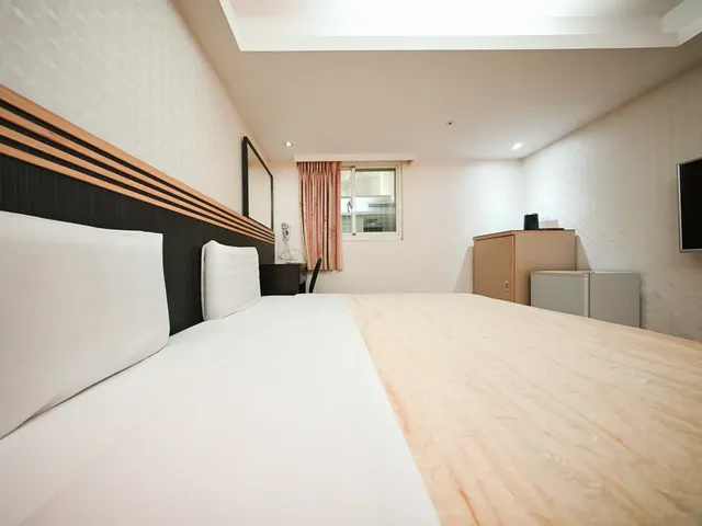 Guide Hotel Taoyuan Fuxing-Deluxe Double Room-3