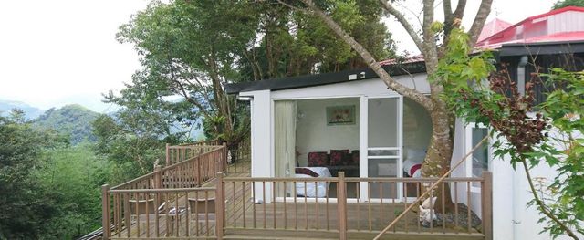 Sun Sweet House-Deluxe Double Room with Balcony-7