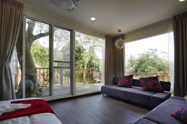 Sun Sweet House-Deluxe Double Room with Balcony-1