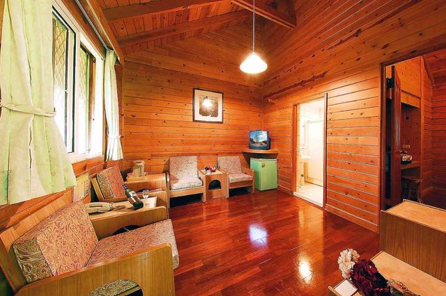 Sun Moon Lake Youth Activity Center-Triple Forest Chalet-2