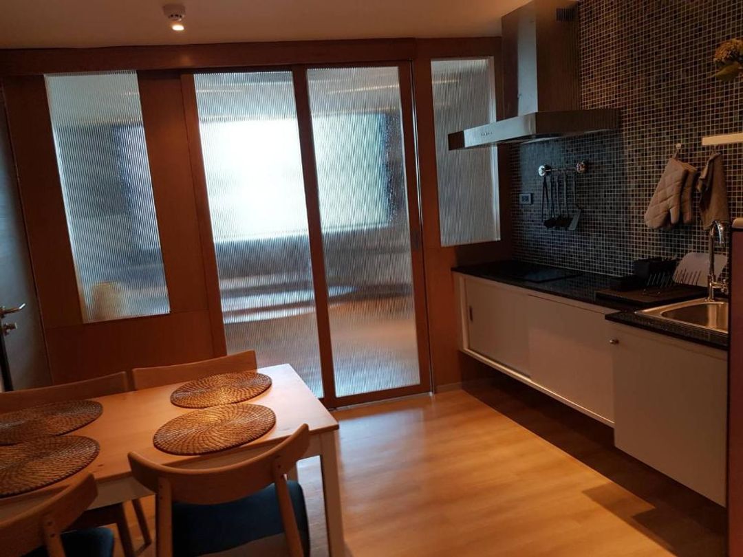 曼谷比左特爾酒店（Bizotel Premier Hotel & Residence）
