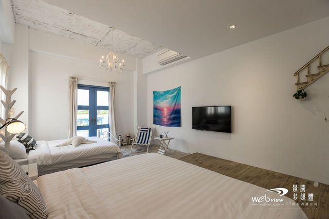 Blue White Bed and Breakfast-White Baisha Quadruple Room-2