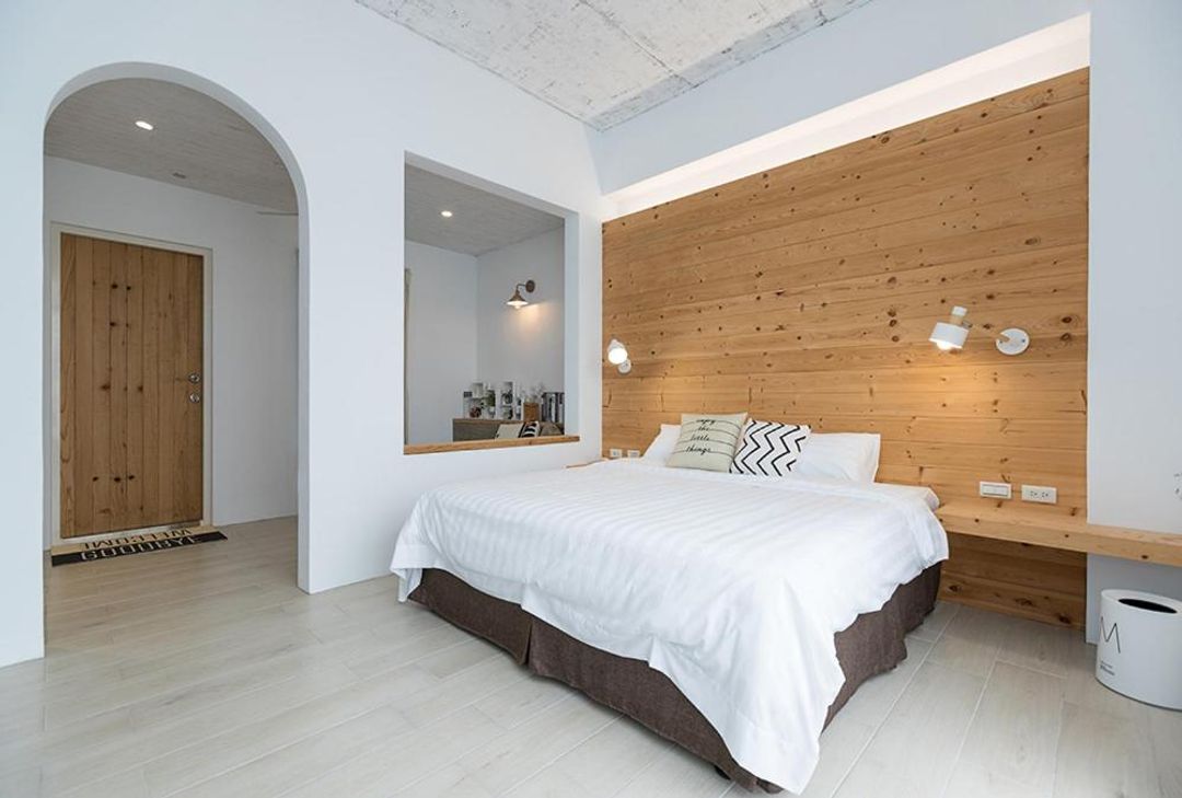 Blue White Bed and Breakfast