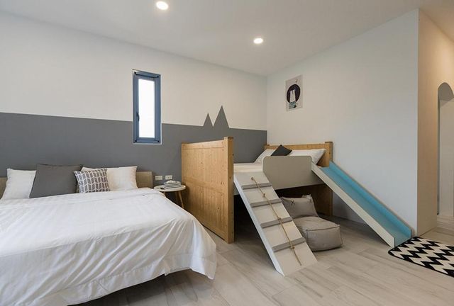 Blue White Bed and Breakfast-White Quadruple Room-2