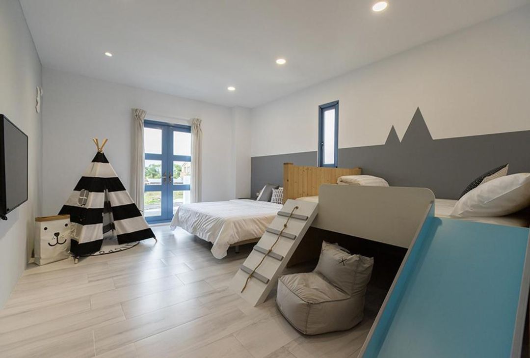 Blue White Bed and Breakfast