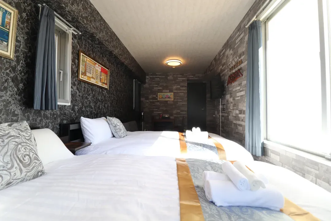 心齋橋旅居｜長堀橋站步行5分＊難波、道頓堀步行即達＊提供Wi-Fi＊設備齊全＊設計感客房