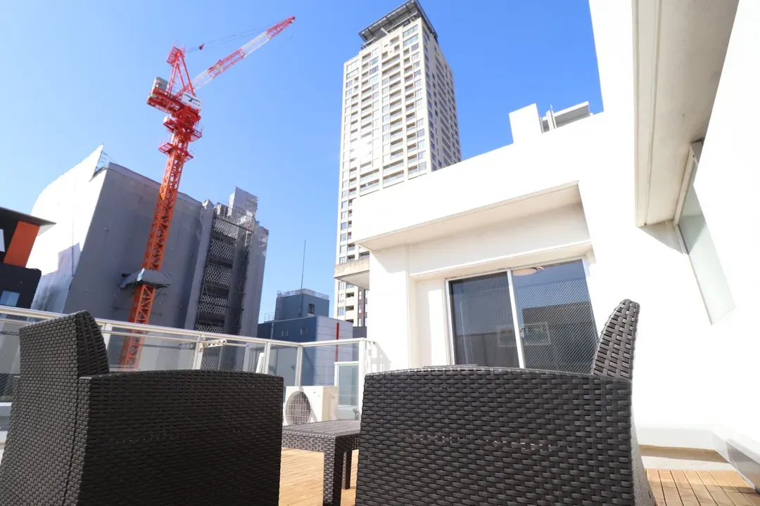 心齋橋旅居｜長堀橋站步行5分＊難波、道頓堀步行即達＊提供Wi-Fi＊設備齊全＊設計感客房