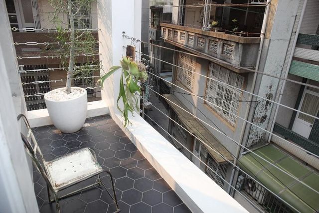 Spring Guest House-Deluxe Quadruple Room-10