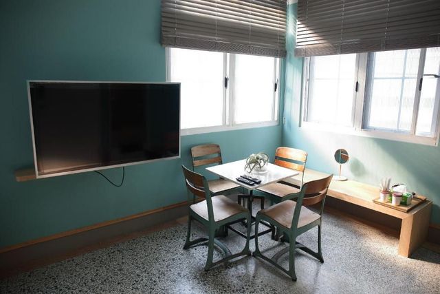 Spring Guest House-Deluxe Quadruple Room-3