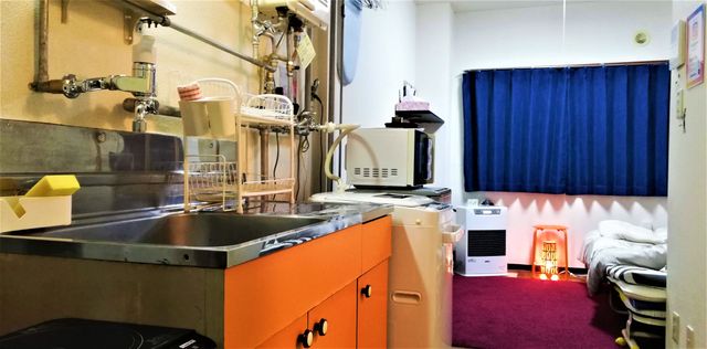 ALMAZ PLACE-★One-floor studio on the 1st floor, easy to move around★Wi-Fi OK!☆Excellent airport access! The room is equipped with a bed (futon for the second person)!-1