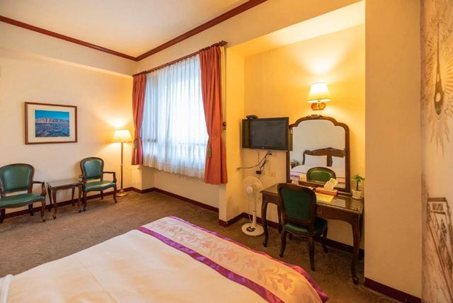 East Commercial Affairs Hotel-Exquisite Double Room-5