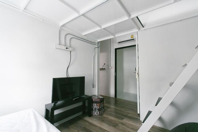 迪夫旅舍（Diff Hostel）-標準三人房-3